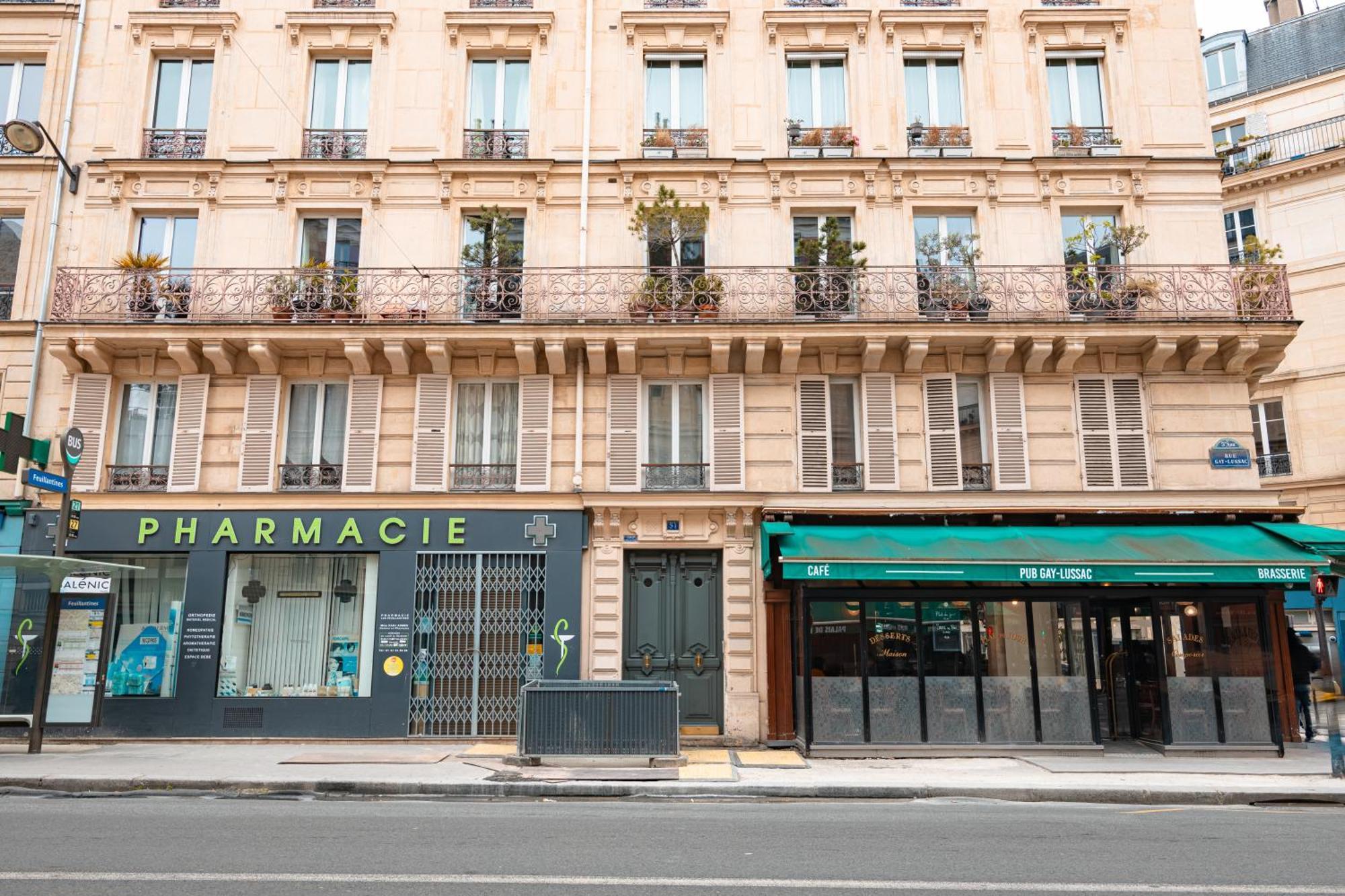 Appartement Quartier Jardin Du Luxembourg Free Netflix Paris Exterior foto